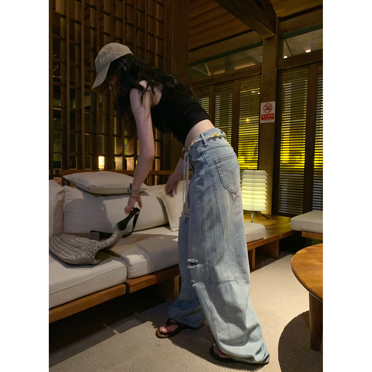 荒荒家 破洞牛仔微弯刀牛仔裤2025夏季新款薄款休闲直筒阔腿裤女