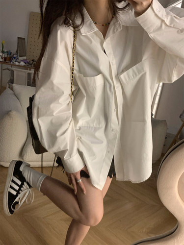 荒荒家白色大口袋衬衫外套女