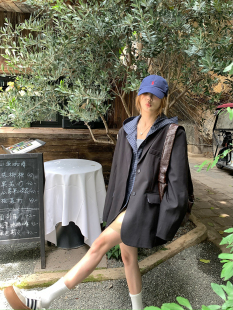 气质黑色休闲垂感西服外套女 2026春秋新款 荒荒家 撞色里布小西装