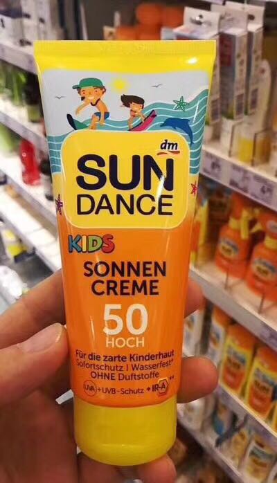 µÂ¹ú SundanceÌ«ÑôÎ豦±¦¶ùͯ³ÉÈ˱£Êª·Àɹ˪ÈéÒº LSF50·ÀË® ÏÖ»õ