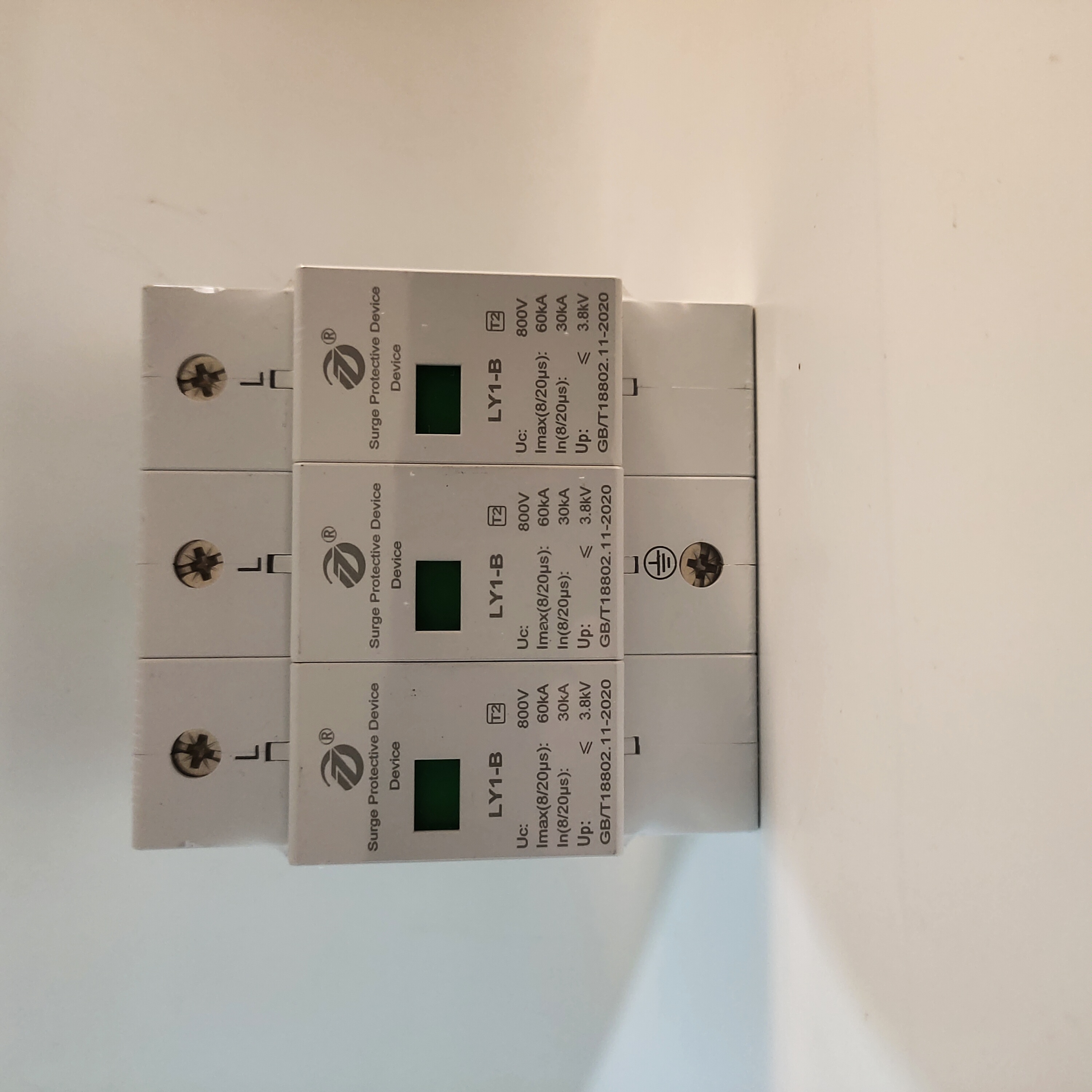 光伏风力发电浪涌保护器3P60KA80KA防雷AC750V800V1000v1140V