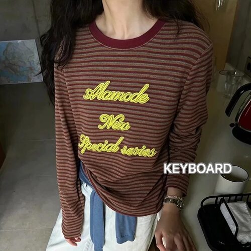 KEYBOARD 2026秋季新款时尚撞色字母刺绣圆领长袖条纹T恤女上衣潮