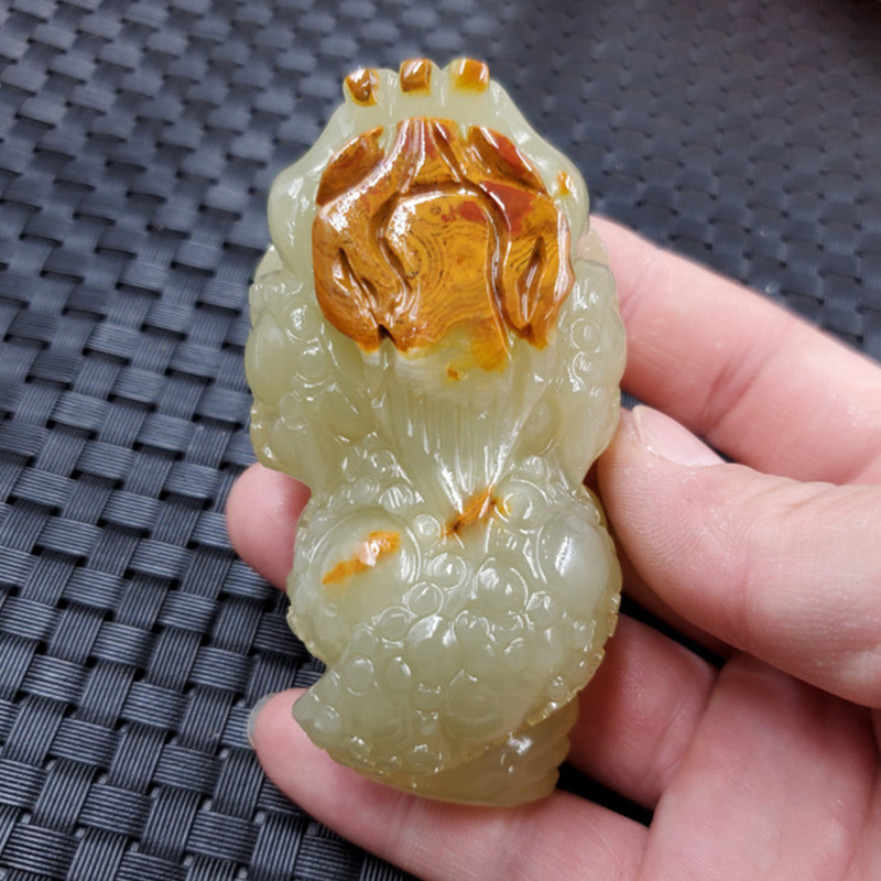 天然玉石方解石玉貔貅手把件