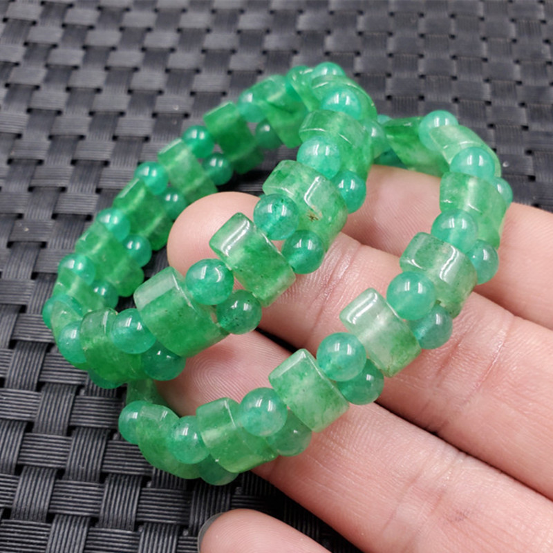 碧绿色平安牌玉石手链