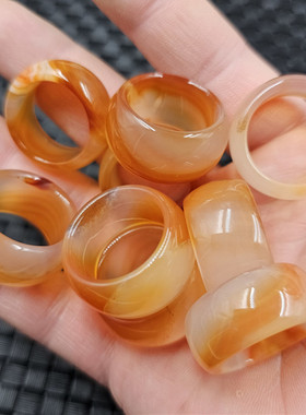 冰种红玛瑙加宽玉石戒指