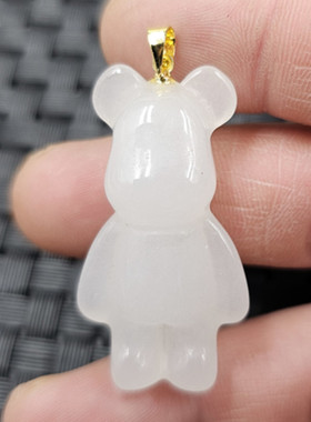新疆和田白玉暴力熊玉石挂件