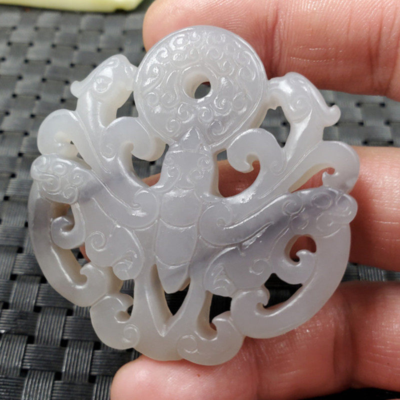 玉石新疆和田玉福在眼前挂件烟紫色镂空蝙蝠吊坠玉牌子车挂