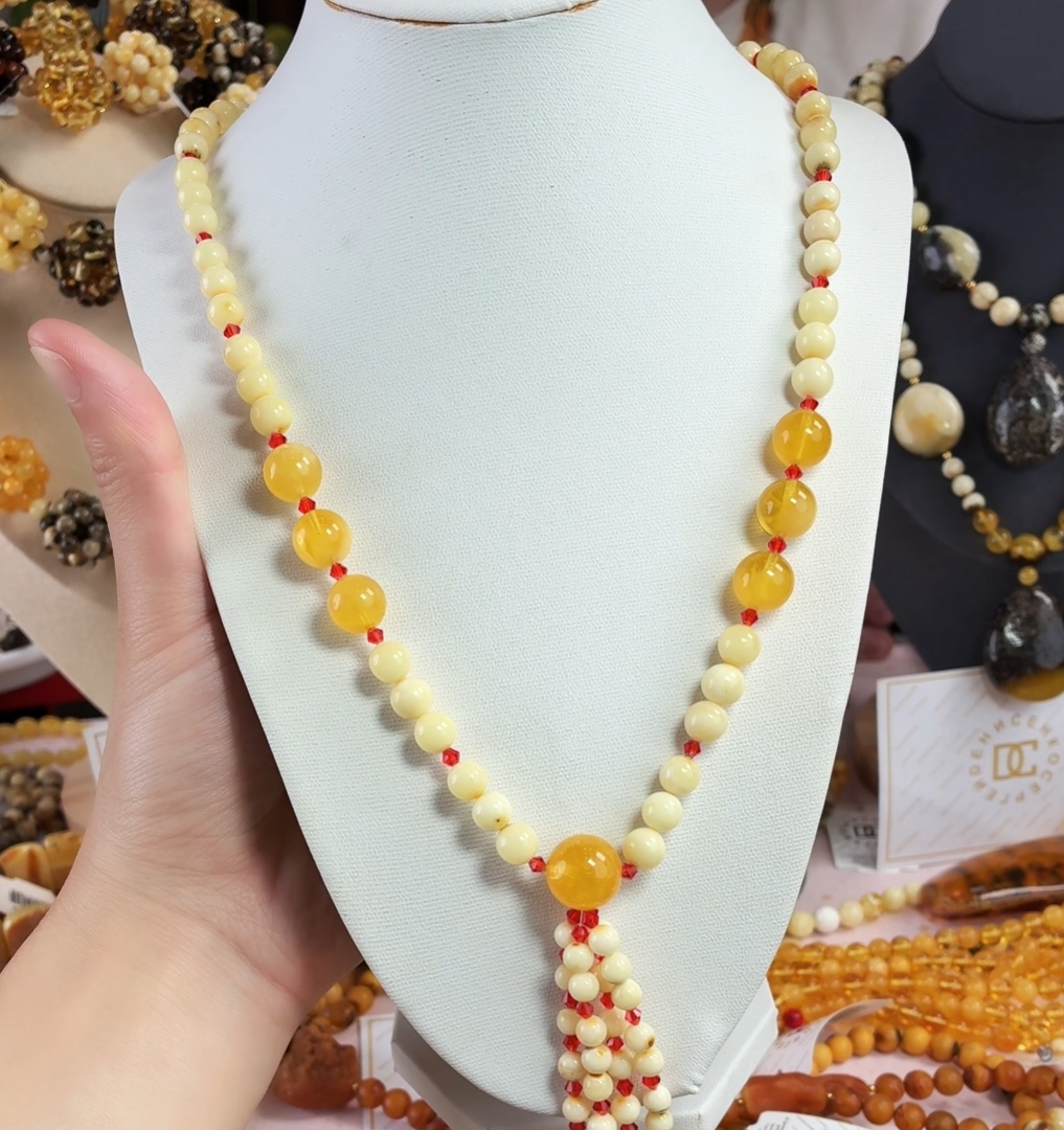 高品放漏1122FF40海料瓷白蜡设计款毛衣链，卡14加到8