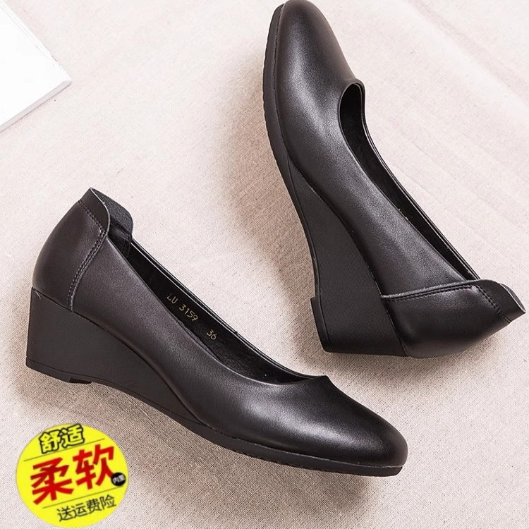 真皮舒适黑色坡跟单鞋女防滑皮鞋