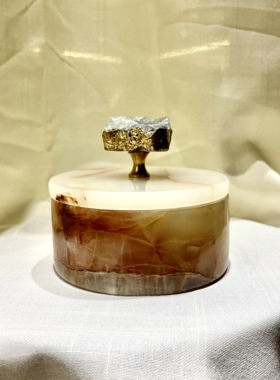 侘寂风中古现代艺术家居摆件天然玉石卧室首饰收纳储物盒子装饰罐