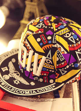 亲子款儿童帽子女夏天MDIV字母刺绣撞色图腾平沿嘻哈帽男遮阳帽潮