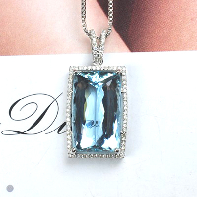 【顾客定制展示】18K金 15.82克拉 天然海蓝宝石 钻石 项链坠