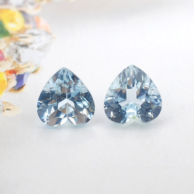 【精品裸石】一对2.33克拉 清爽蓝色 心形 天然海蓝宝石 耳钉