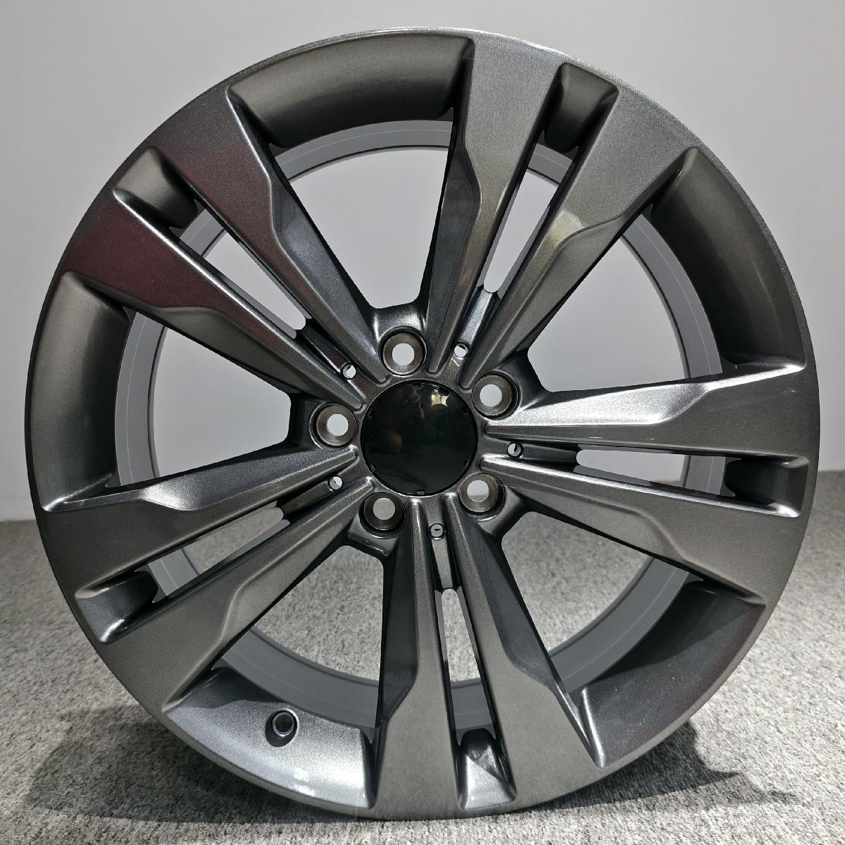 适用于18寸奔驰E300 E200 E260 E300L C200 C260豪华版轮毂HP3297