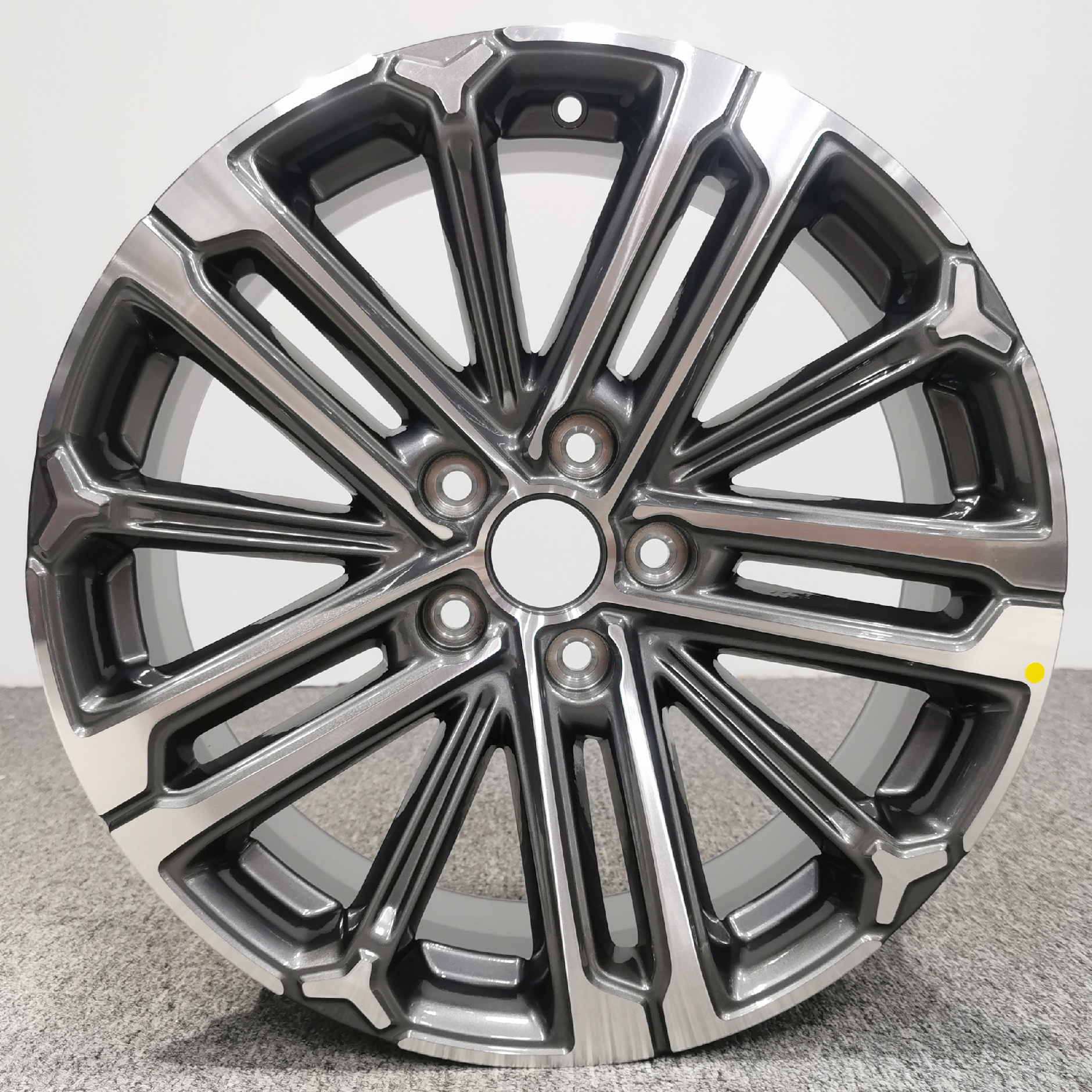 适用于CS75轮毂包邮送配件质保