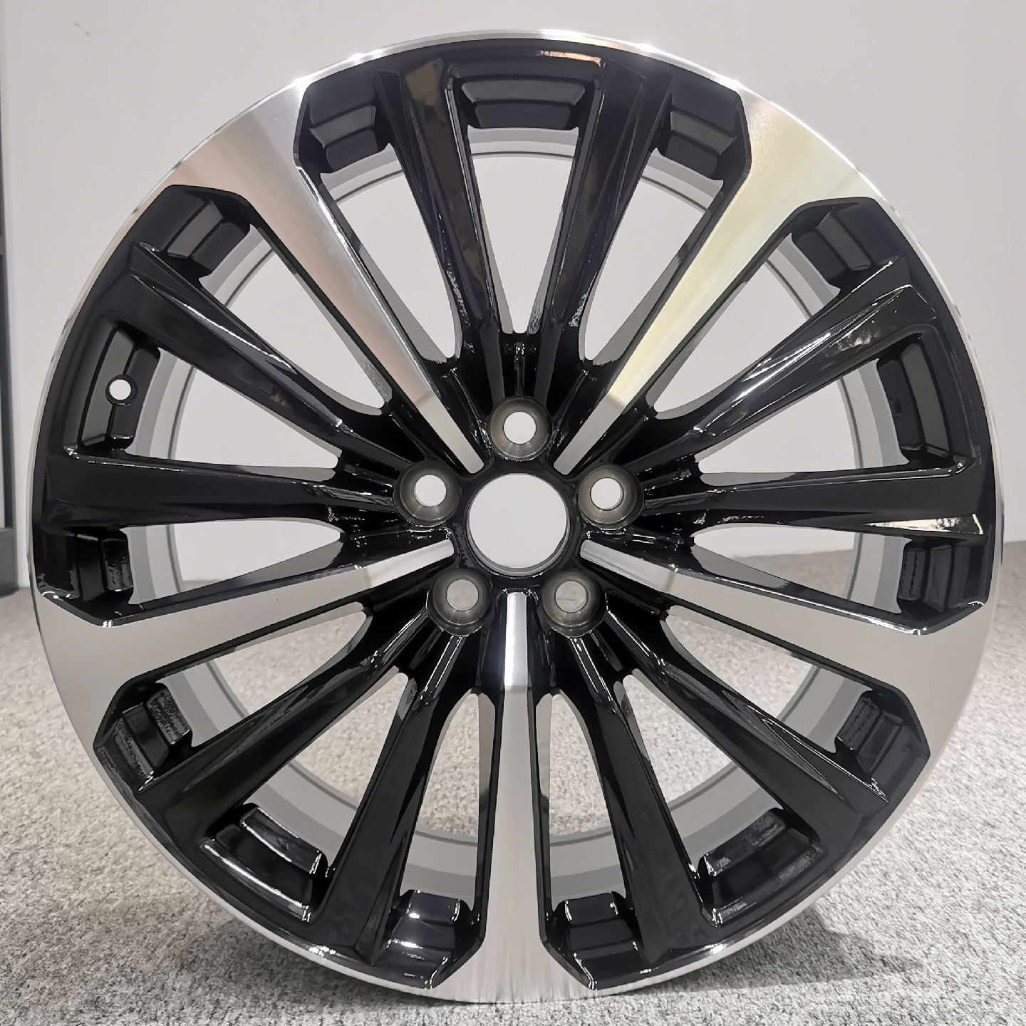 适用于20寸皇冠轮毂 锐志卡罗拉亚洲老普瑞维亚 格瑞维亚轮毂Y734