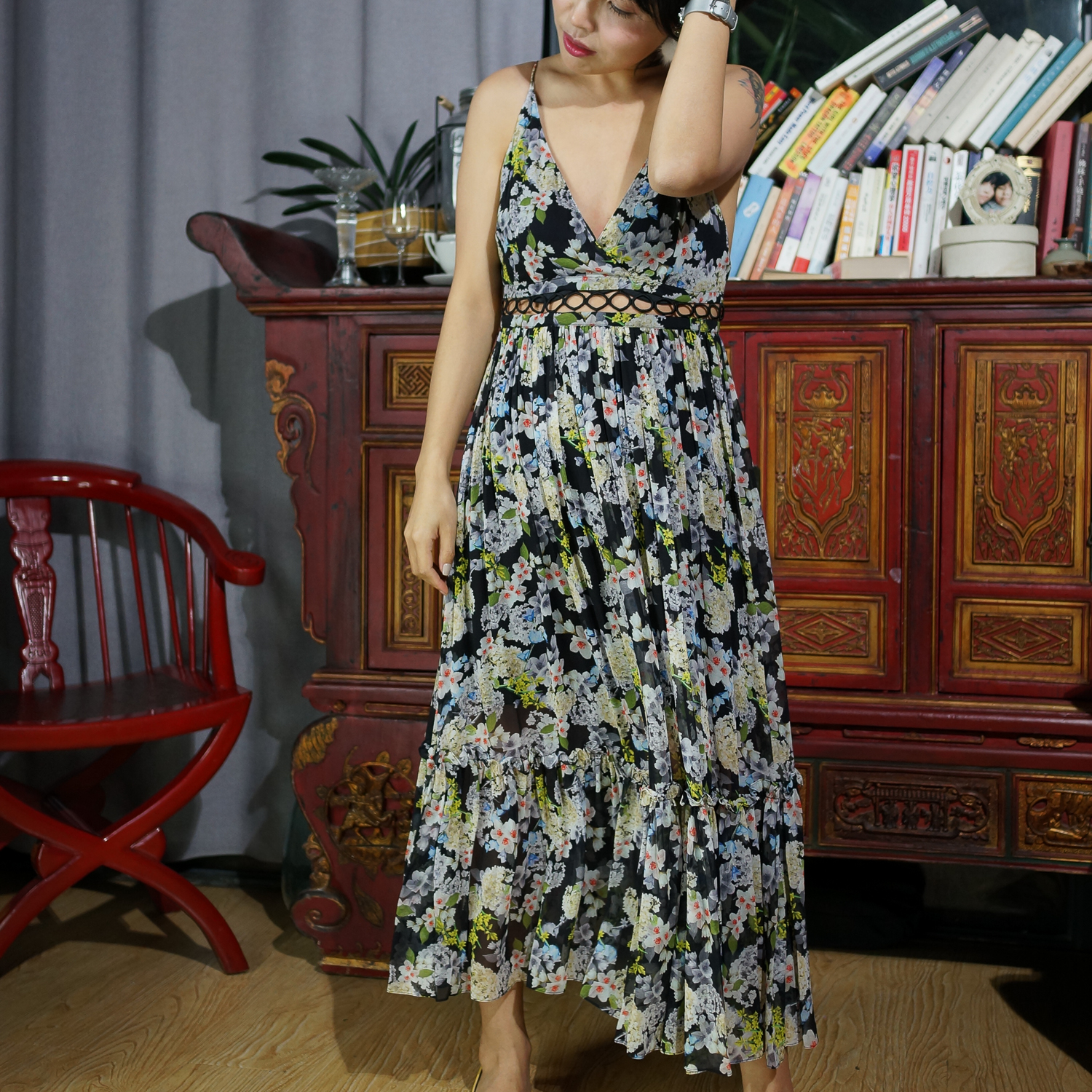 misty名媛私服 真丝吊带连衣裙 波西米亚风 海滩度假之选