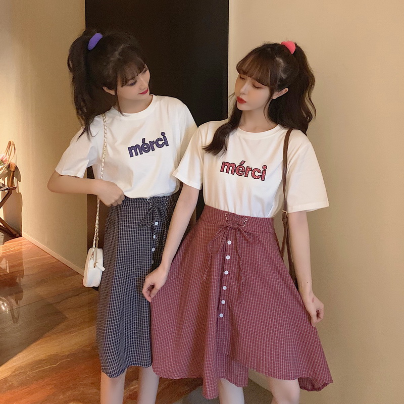 Real photo 2021 Korean loose round neck printed short sleeve T-shirt + irregular plaid skirt two piece set