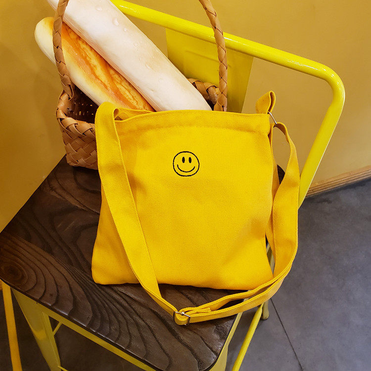 刺绣糖果色学生单肩包