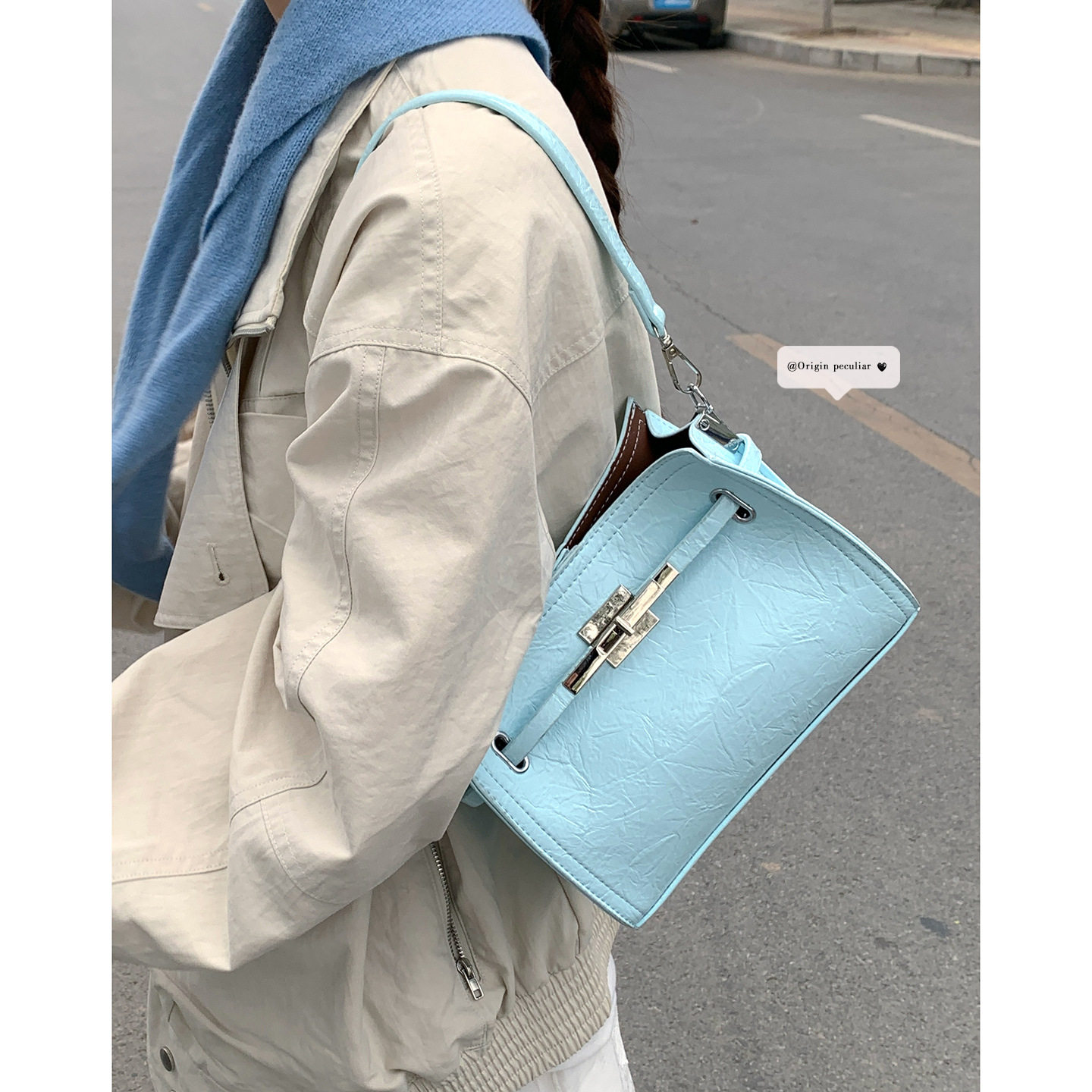 夏季时尚腋下包包女士包2026新款纯色简约小方包百搭单肩包手提包