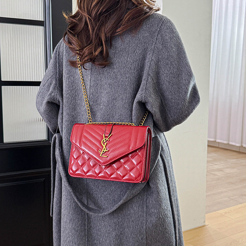 菱格刺绣小方包2026年新款链条斜挎女包中间有拉链隔层单肩包,箱包皮具/热销女包/男包,小方包,淘宝优惠券,粉丝福利购,淘宝优惠卷