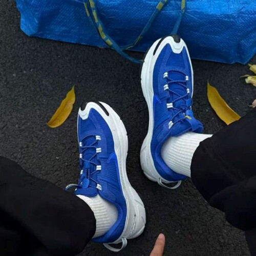 耐克ZOOMVOMERO厚底增高跑步鞋