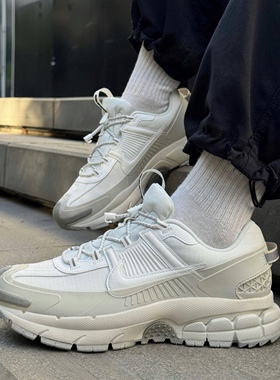 NIKE ZOOM VOMERO ROAM 耐克户外越野城市通勤跑步鞋 HV5951-100