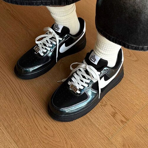 NikeAF107LV8黑白低帮板鞋