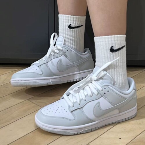 Nike/耐克DUNK女子拼色低帮板鞋