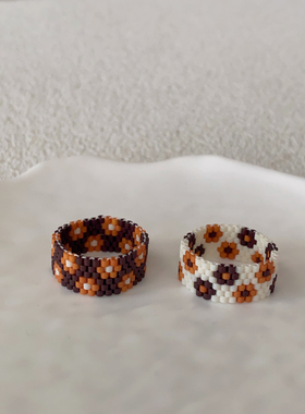 手作花园串珠戒指美拉德小众设计感手工编织花朵少女心百搭戒指女