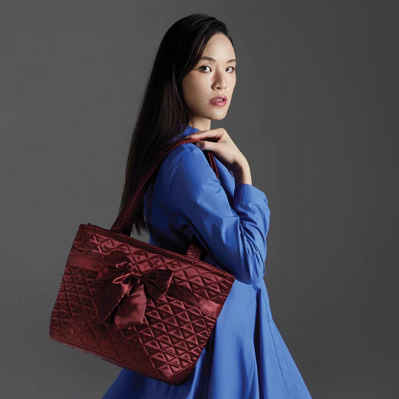 简单大气舒适面料轻便防水