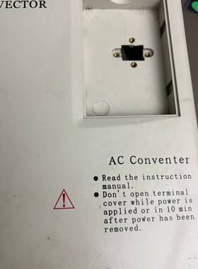 VEC-V8-004V3B VECTOR变频器VEC-V8-议价 维修！！！