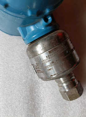 罗斯蒙特3051S高精度压力变送器带显示，膜片有轻微瑕疵，拆议价