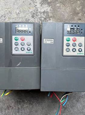 SANYE单相1.5KW变频器SY8200H 2S1R5议价 维修！！！