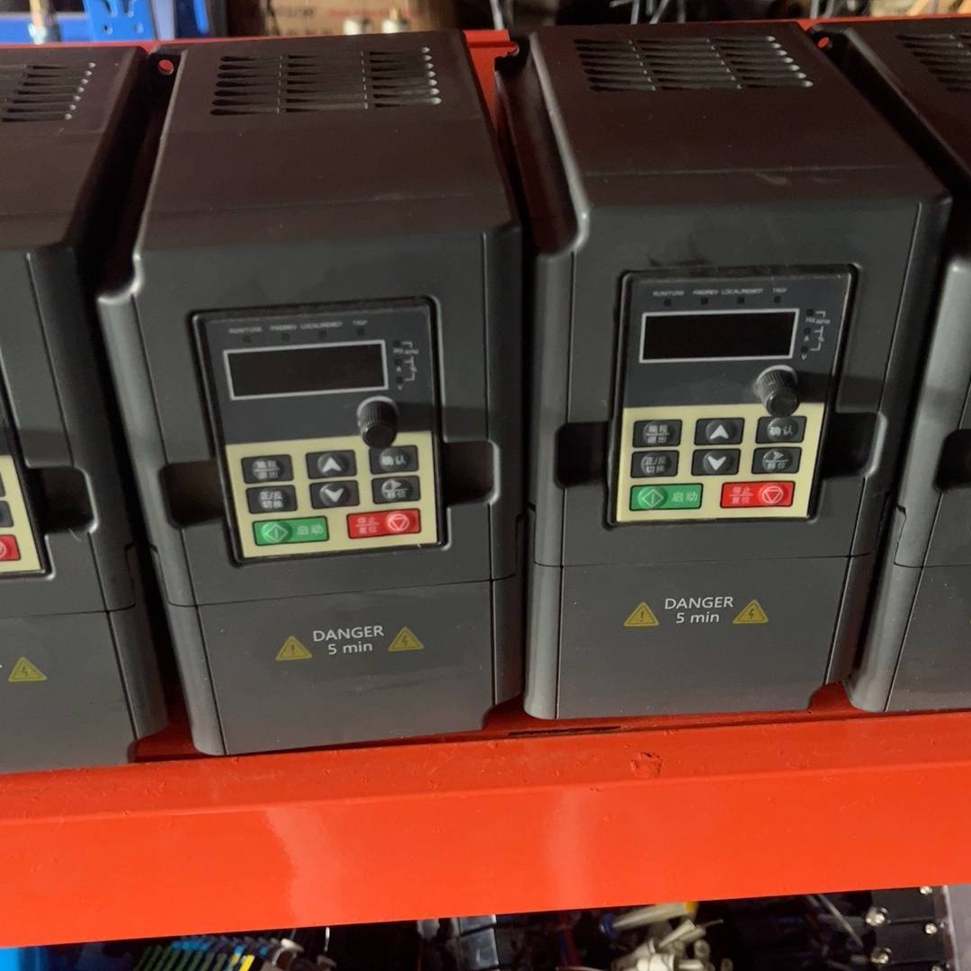 台力变频器 TL-M200R7G1议价 维修！！！