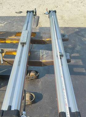 25.Parke无杆气缸  总长169cm 有议价 维修！！！