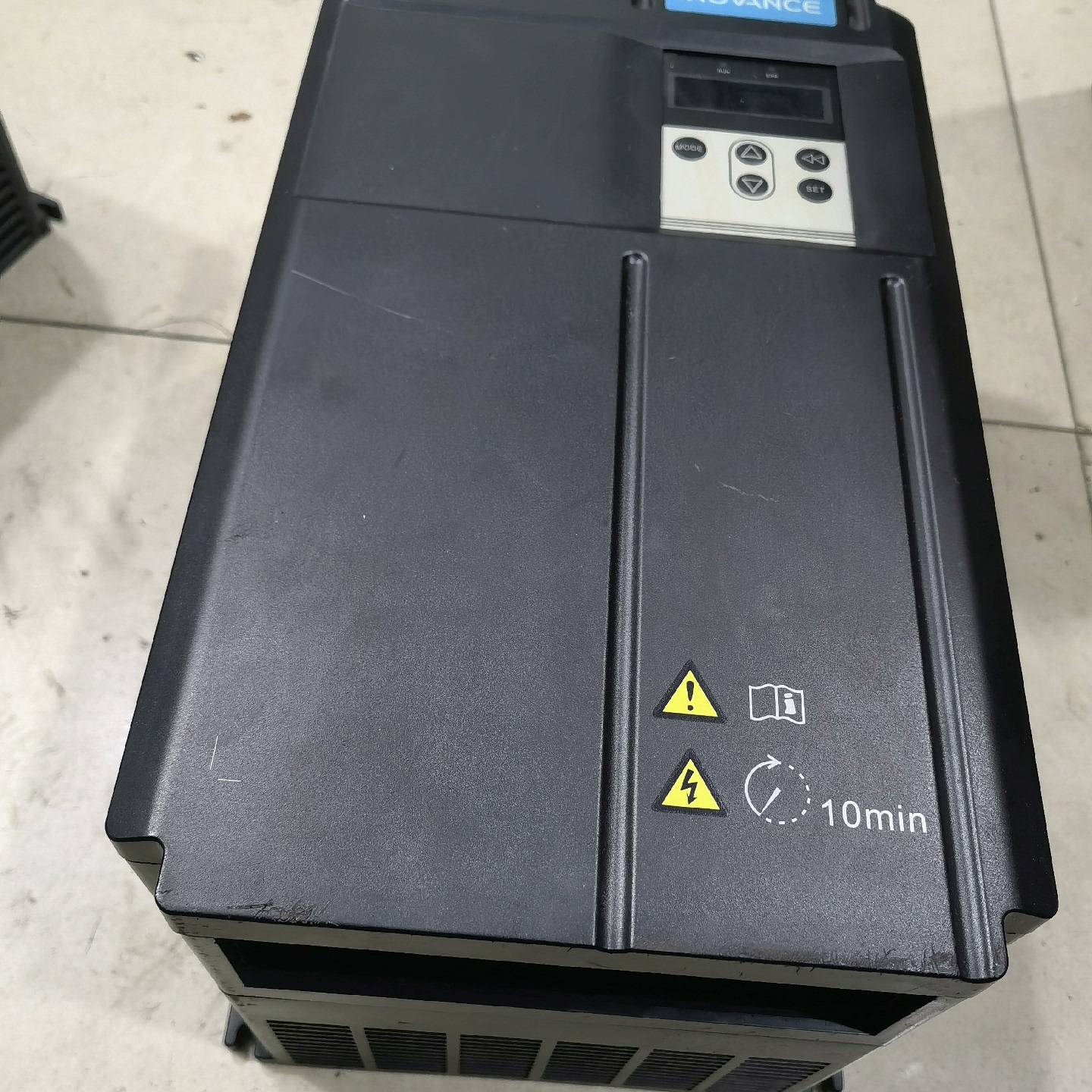 汇川变频器IS650PT037IUX-C/18.5kw议价 维修！！！