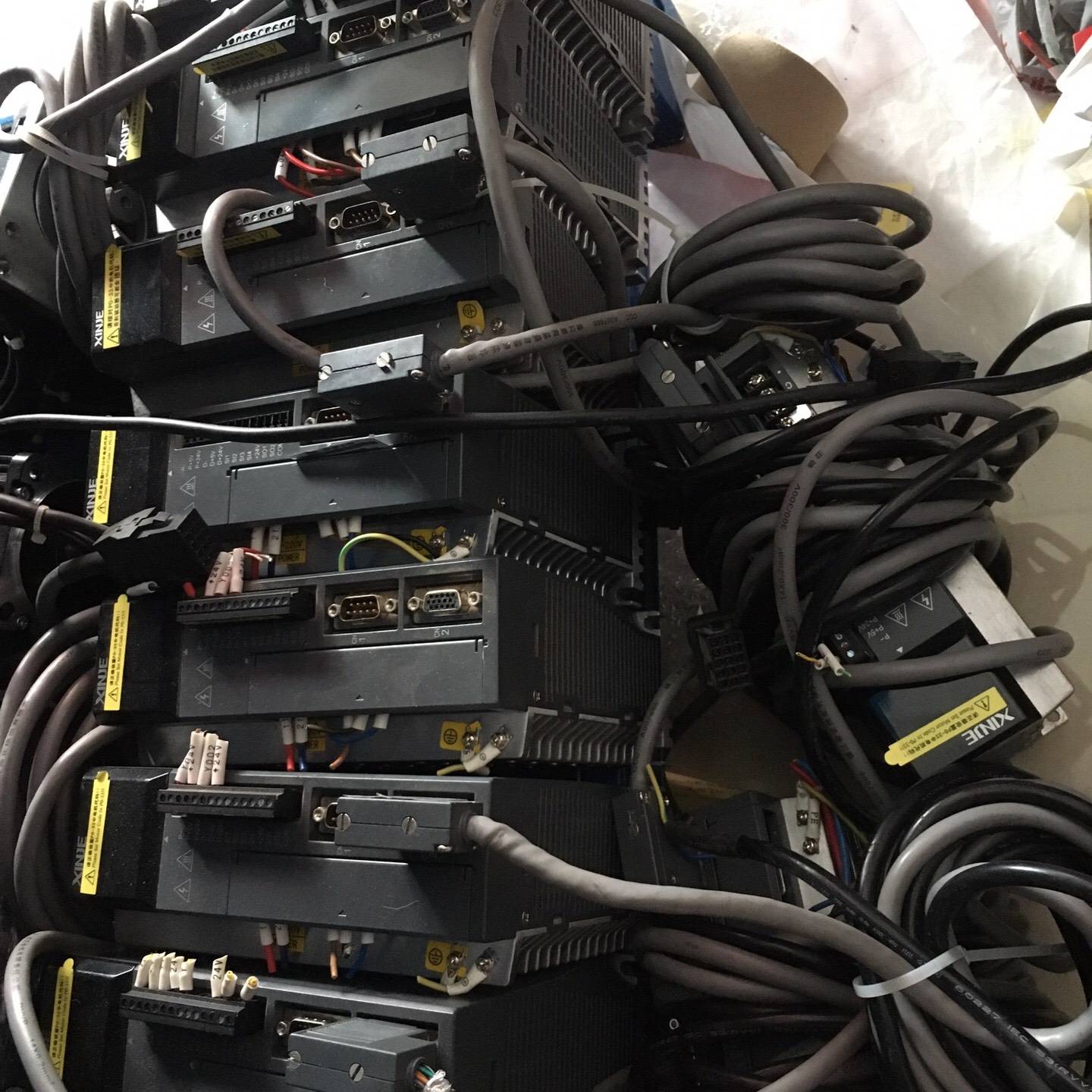 信捷DS3L DS3E伺服电机750W，0.75议价 维修！！！