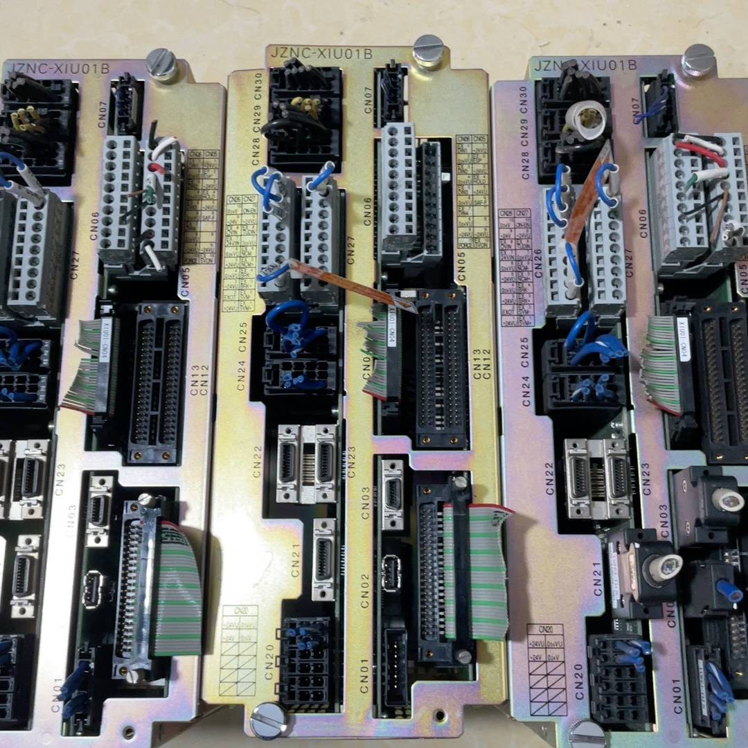 JZNC-XIU01B+安川机器人伺服放议价 维修！！！