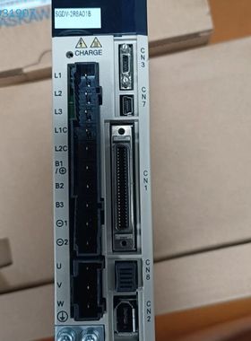 安川驱动器 SGDV-2R8A01B，橙色99新，带电机，一议价！！ 可维修