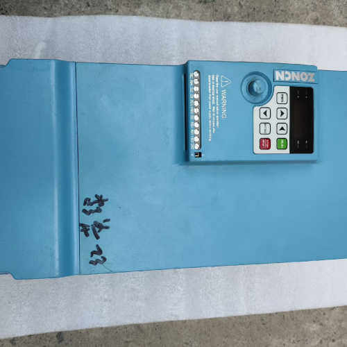 众辰变频器Z2400T-22GY-HD，永磁同步变频器，22议价也可维修