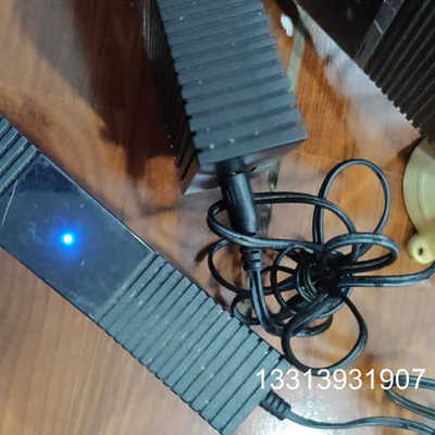 TP-LlNK8口百兆交换机，TL-SF1008十，如下图为议价也可维修