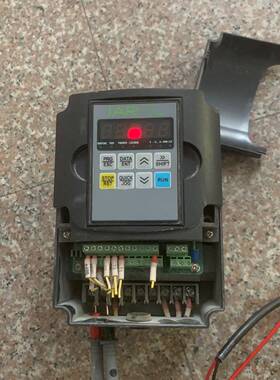 佳乐变频器JR6000-2R2G-4-1010A(2.2议价 维修！！！