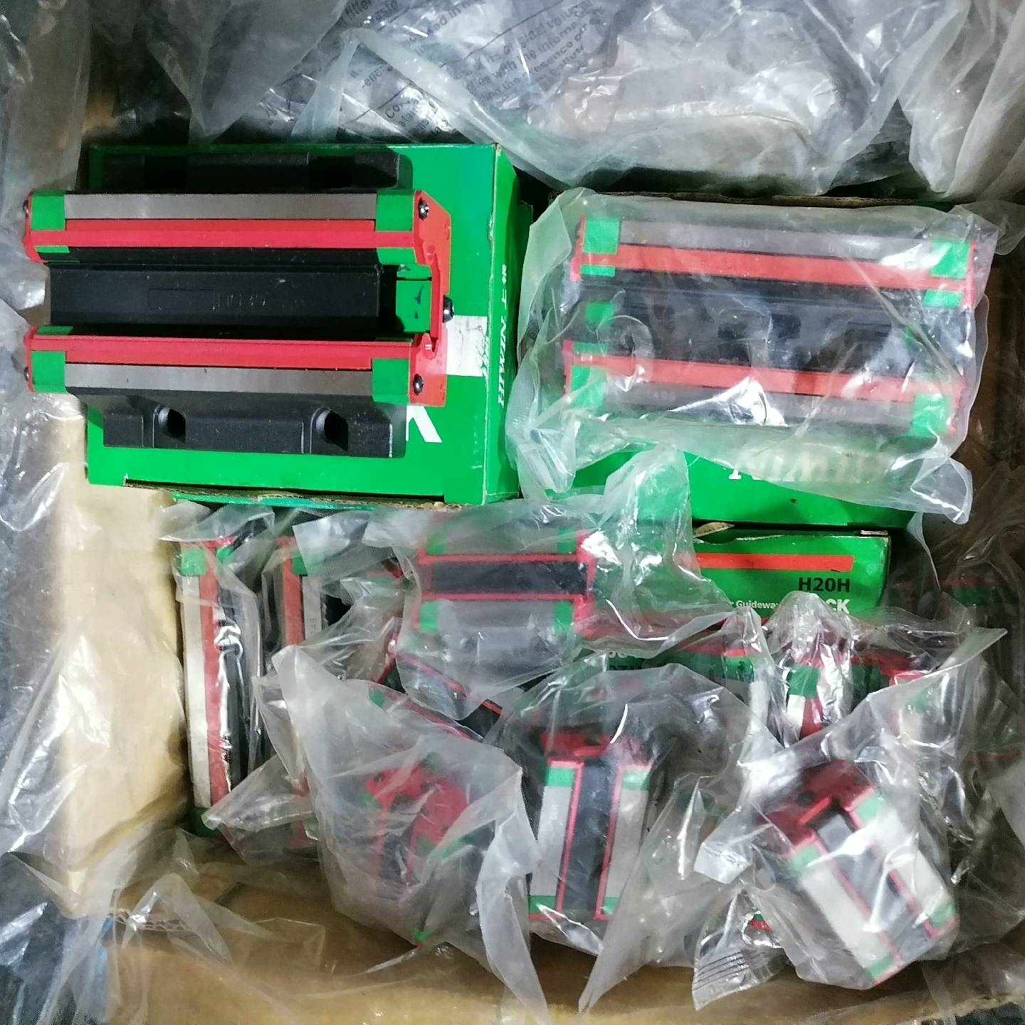 台湾上银HGH15C，HGH20H议价 维修！！！