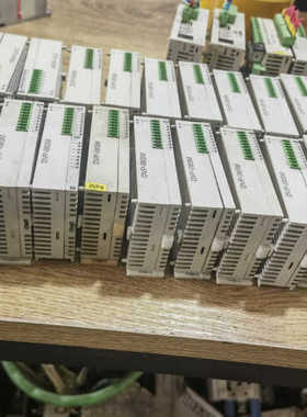 DVP08SM11N  台达PLC，实物图，功能包好，一共2议价也可维修