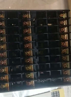 横河YOKOGAWA温控UP550-00 5议价也可维修