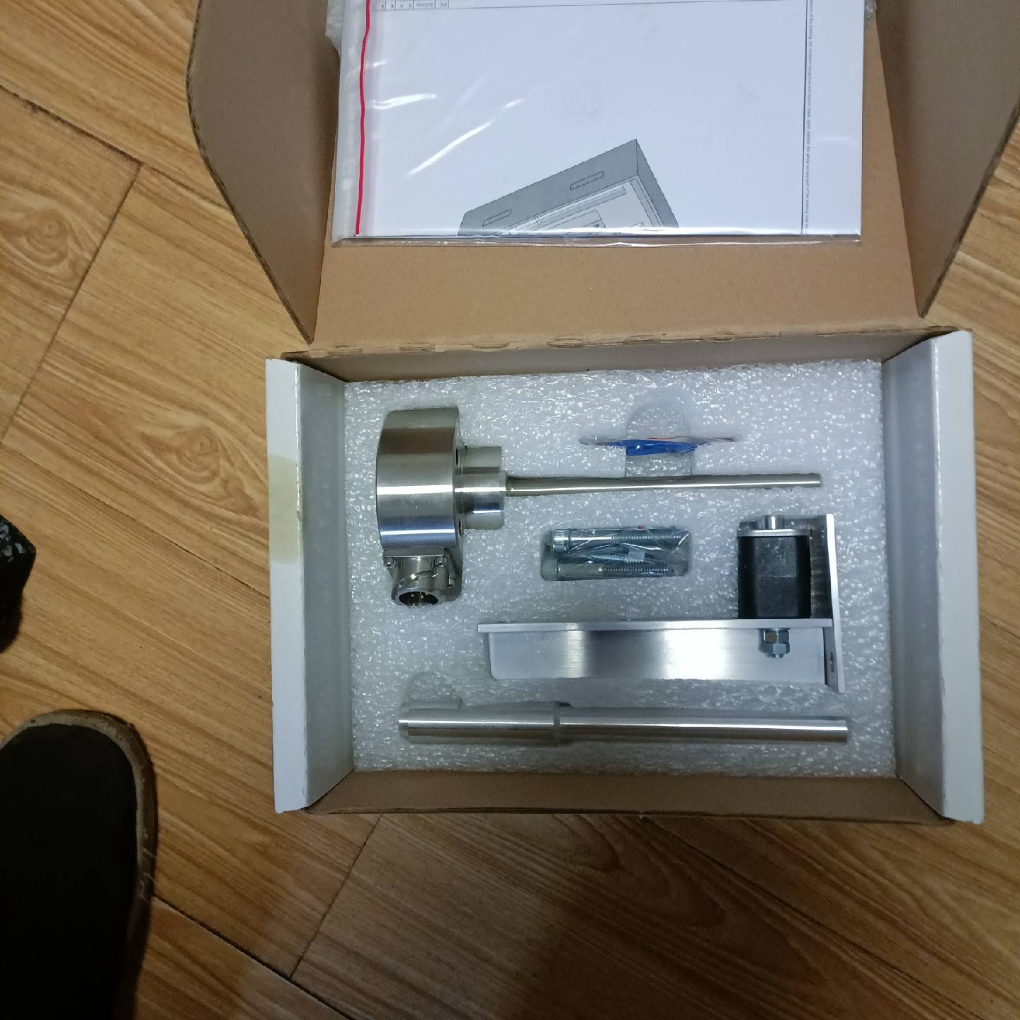 询价5RT一58/油量传感器OF55762.议价 维修！！！