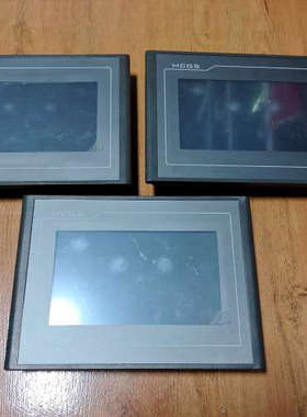 昆仑通态触摸屏TPC7072Gt，功能正常，成色为实图议价也可维修