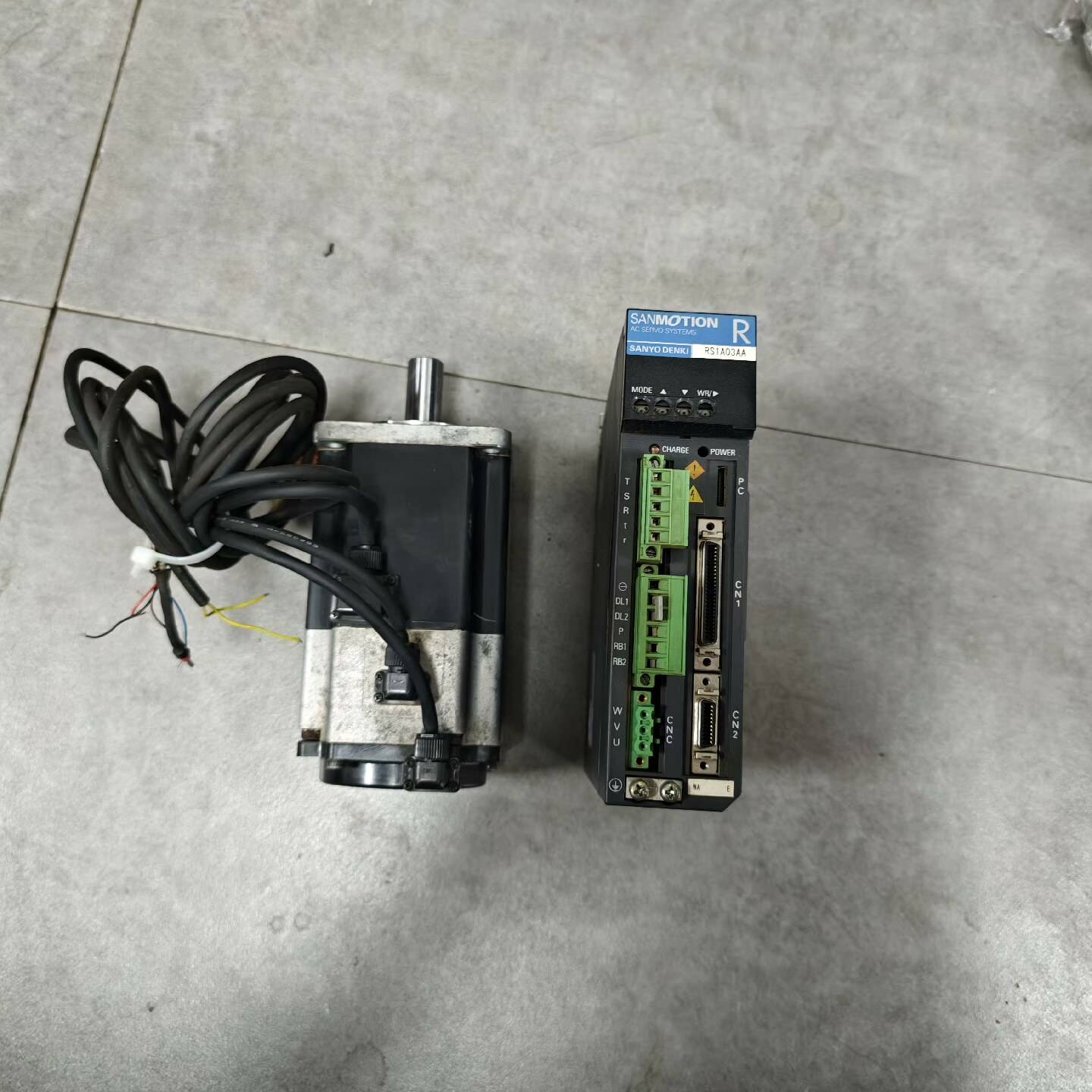 三洋伺服 驱动器型号RS1A03AAWA议价 维修！！！