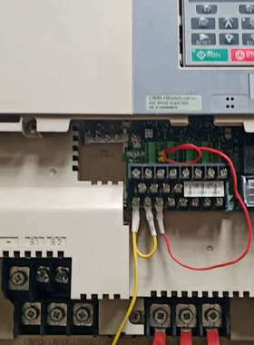 安川变频器CIMR-HB4A0039FAA  15KW议价也可维修